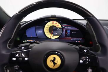 Ferrari Roma Spider — photo 19