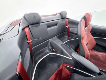 Ferrari Roma Spider — photo 16
