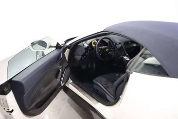Ferrari Roma Spider — photo 23