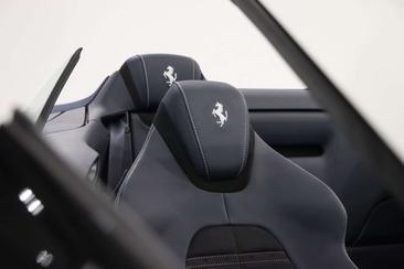 Ferrari Roma Spider — photo 27