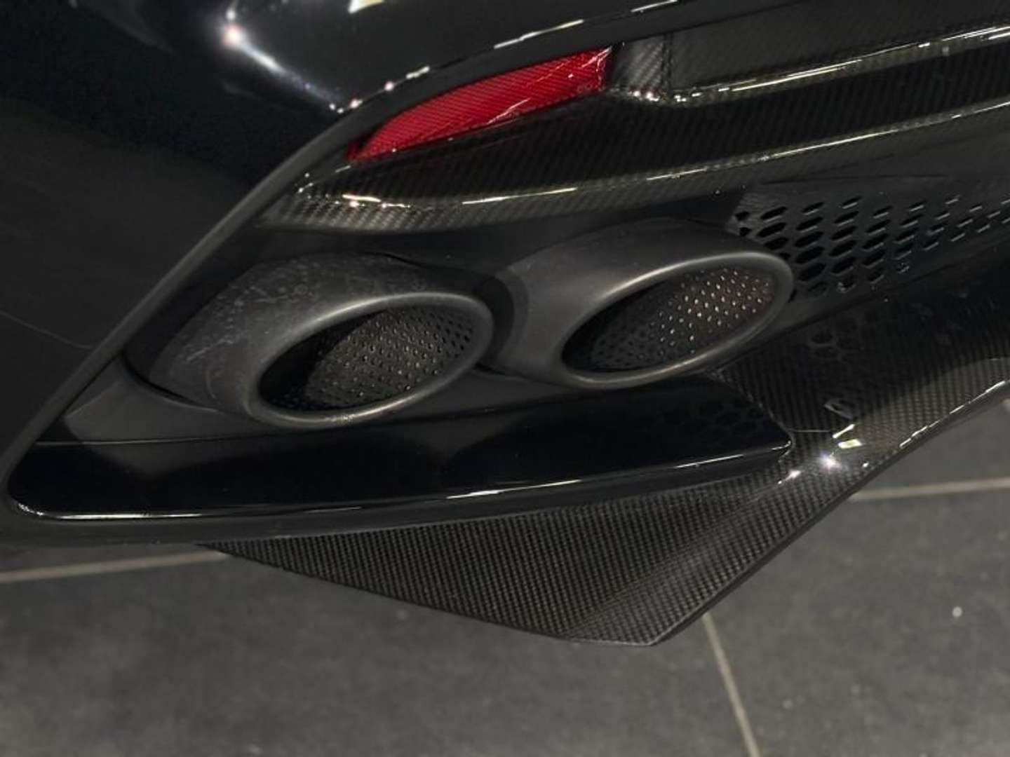 Aston Martin DBS Superleggera V12 5.2 725ch - 2019 - Joinsteer - #10