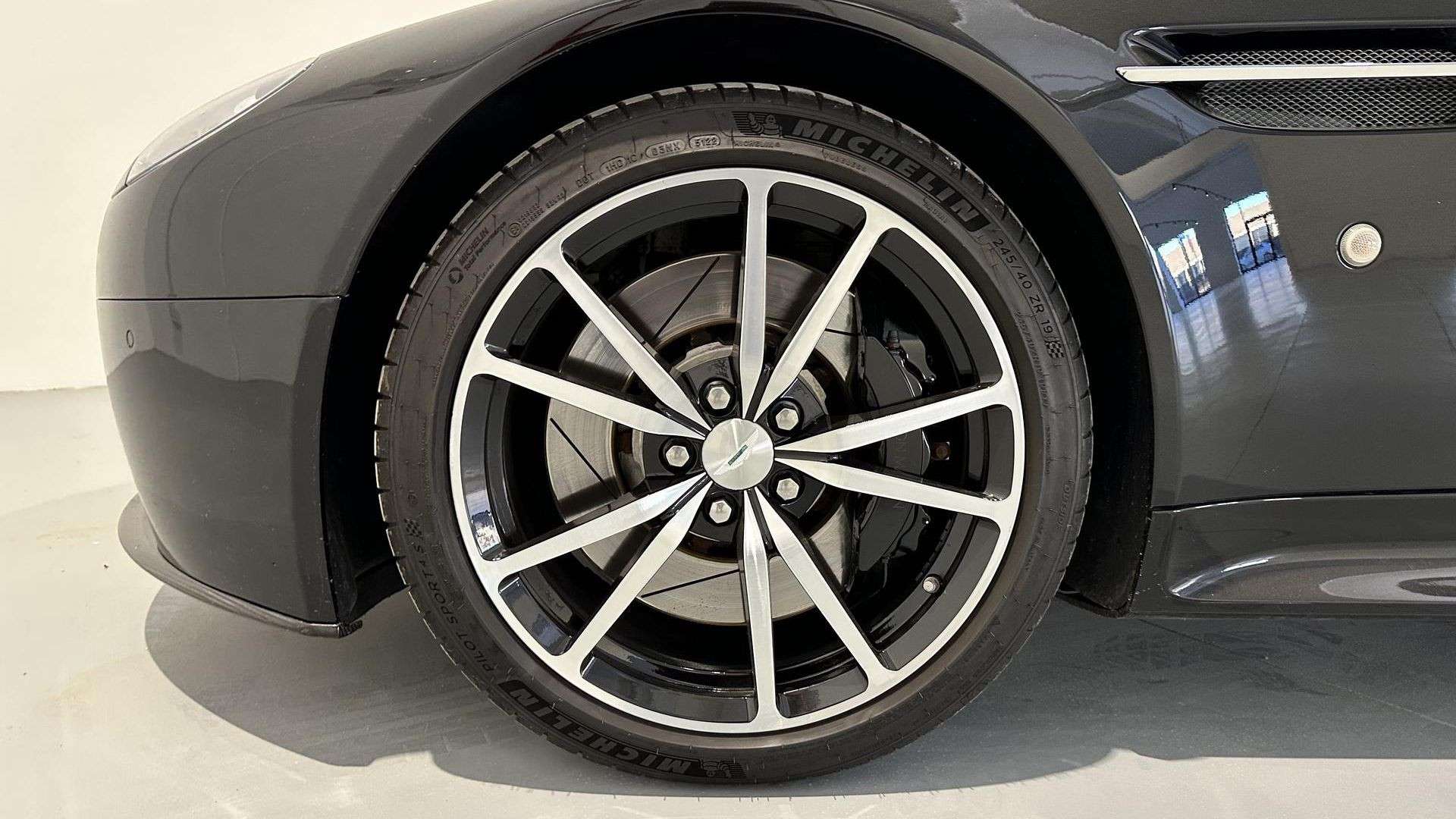 Aston Martin Vantage Roadster 4.7 V8 S Sportshift - 2015 - Joinsteer - #5