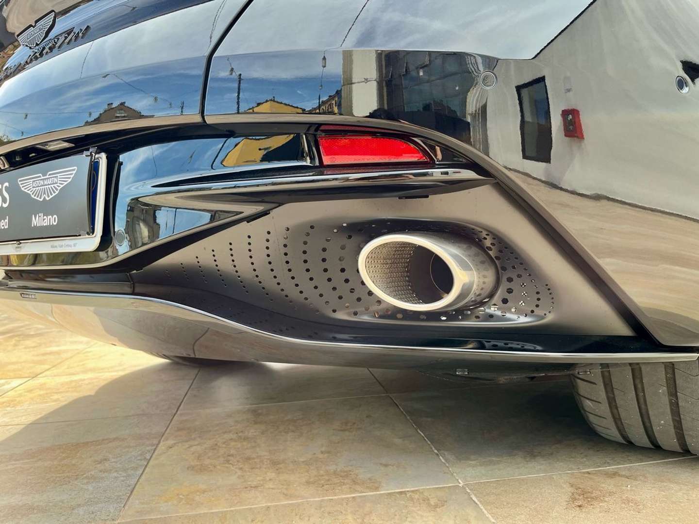 Aston Martin DB12 Coupé 4.0 V8 Auto - 2024 - Joinsteer - #15