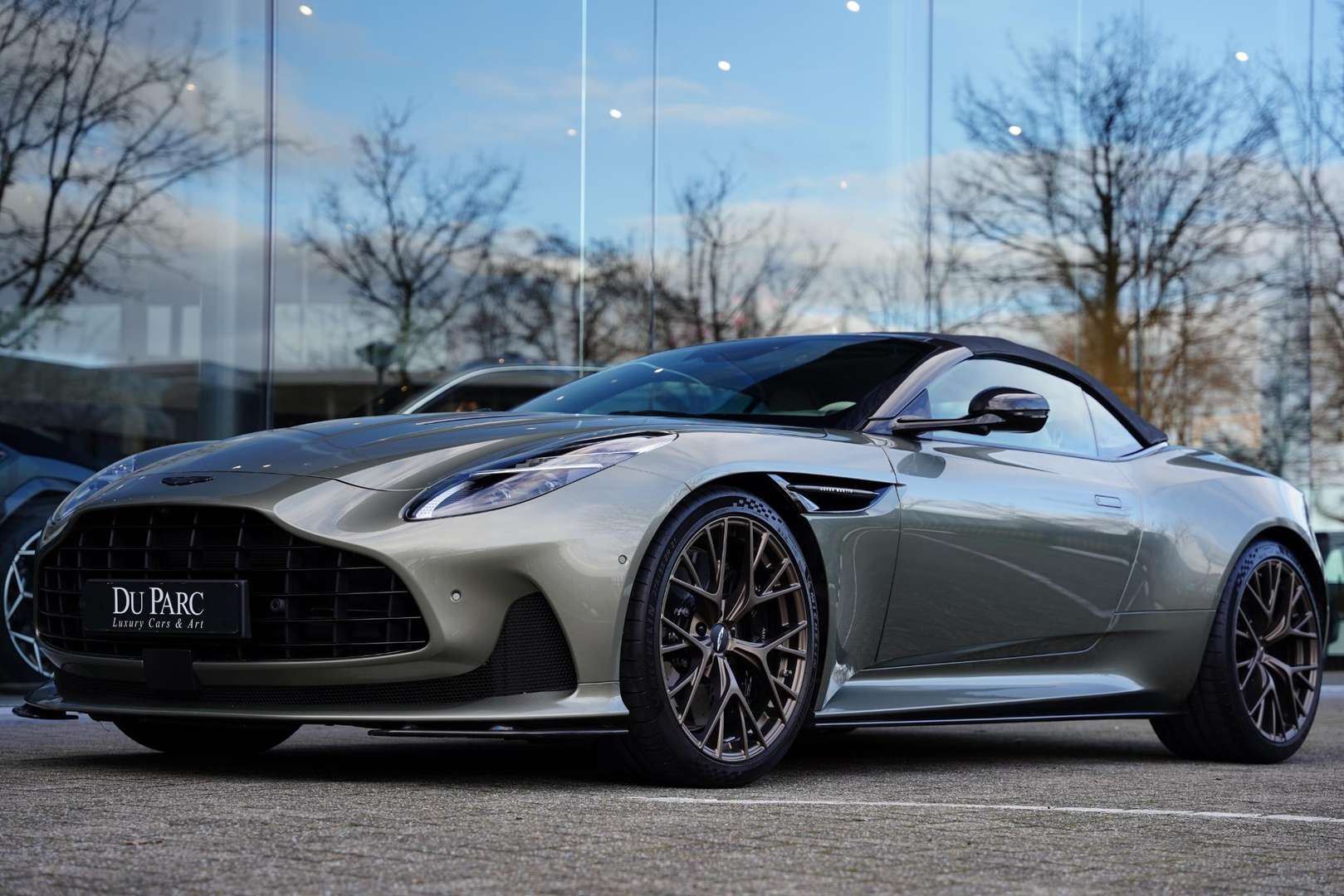 Aston Martin DB12 Volante 4.0 V8 Carbon Pack - 2024 - Joinsteer - #2