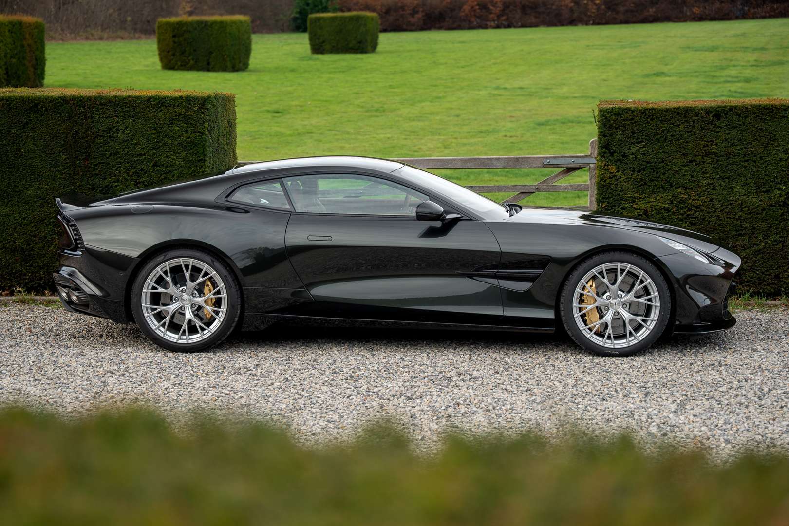Aston Martin Vanquish V12 - 2025 - Joinsteer - #6