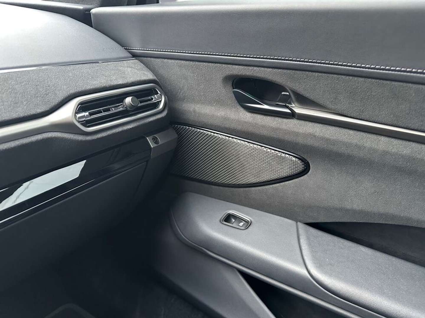 Aston Martin Vantage Coupe BlackPack - 2025 - Joinsteer - #11