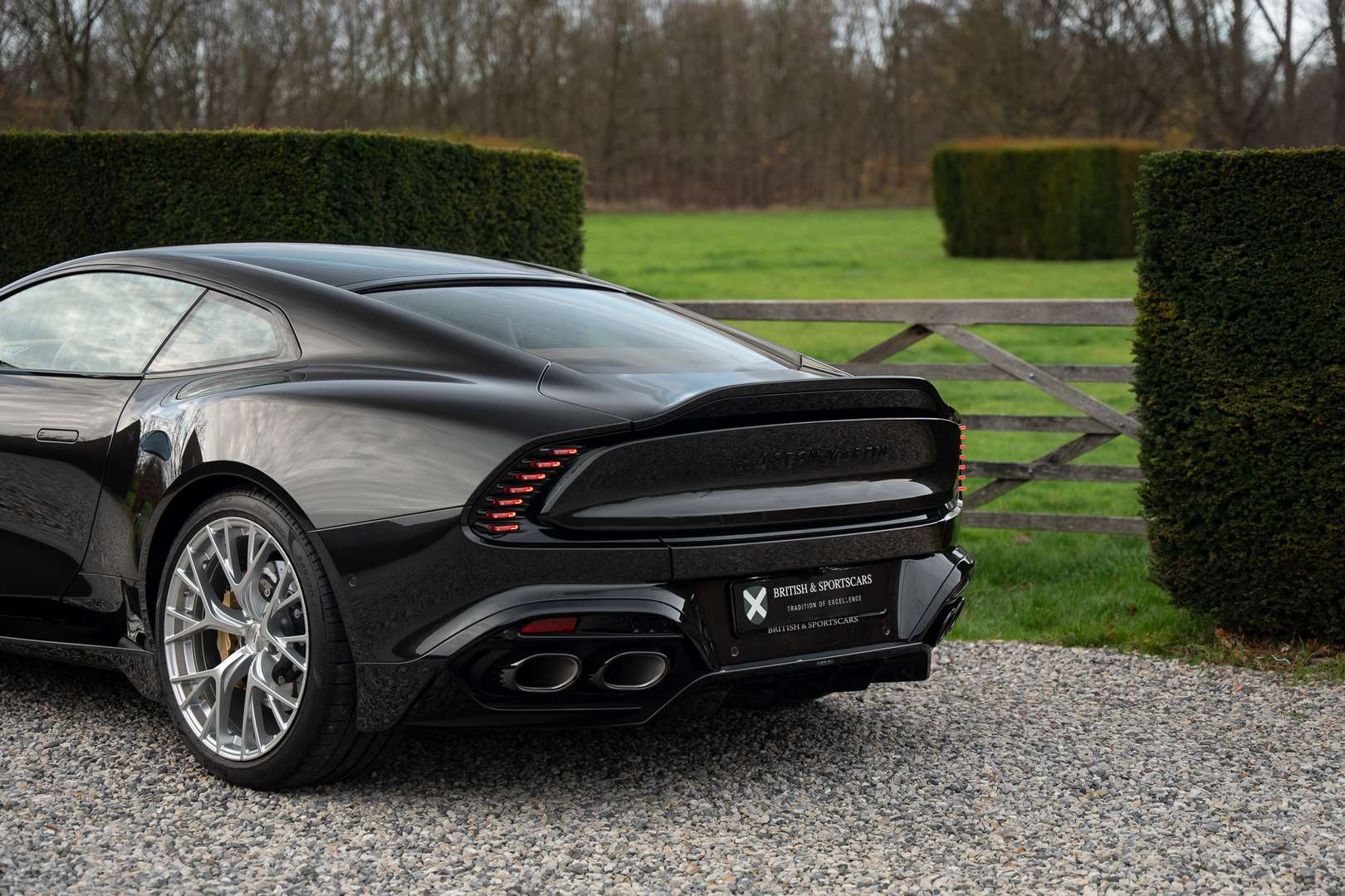 Aston Martin Vanquish V12 - 2025 - Joinsteer - #10