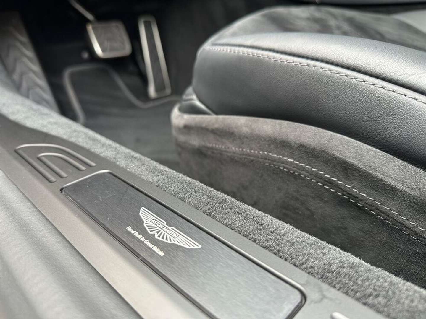 Aston Martin Vantage Coupe BlackPack - 2025 - Joinsteer - #14