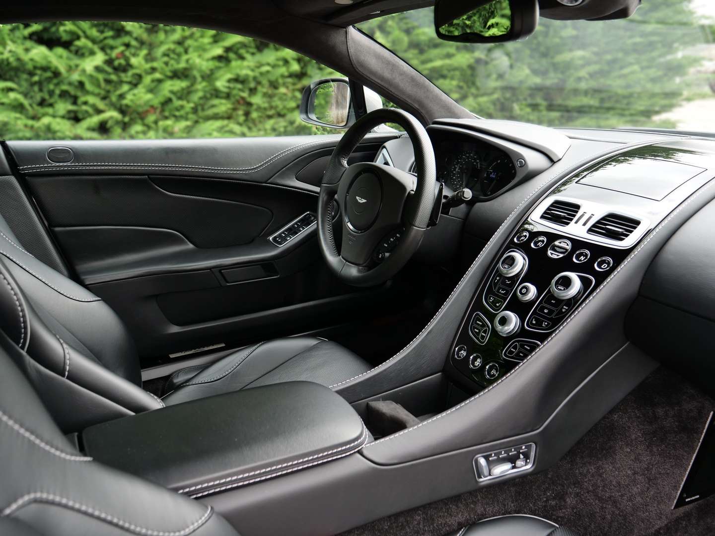 Aston Martin Vanquish 5.9i V12 Touchtronic - 2015 - Joinsteer - #9