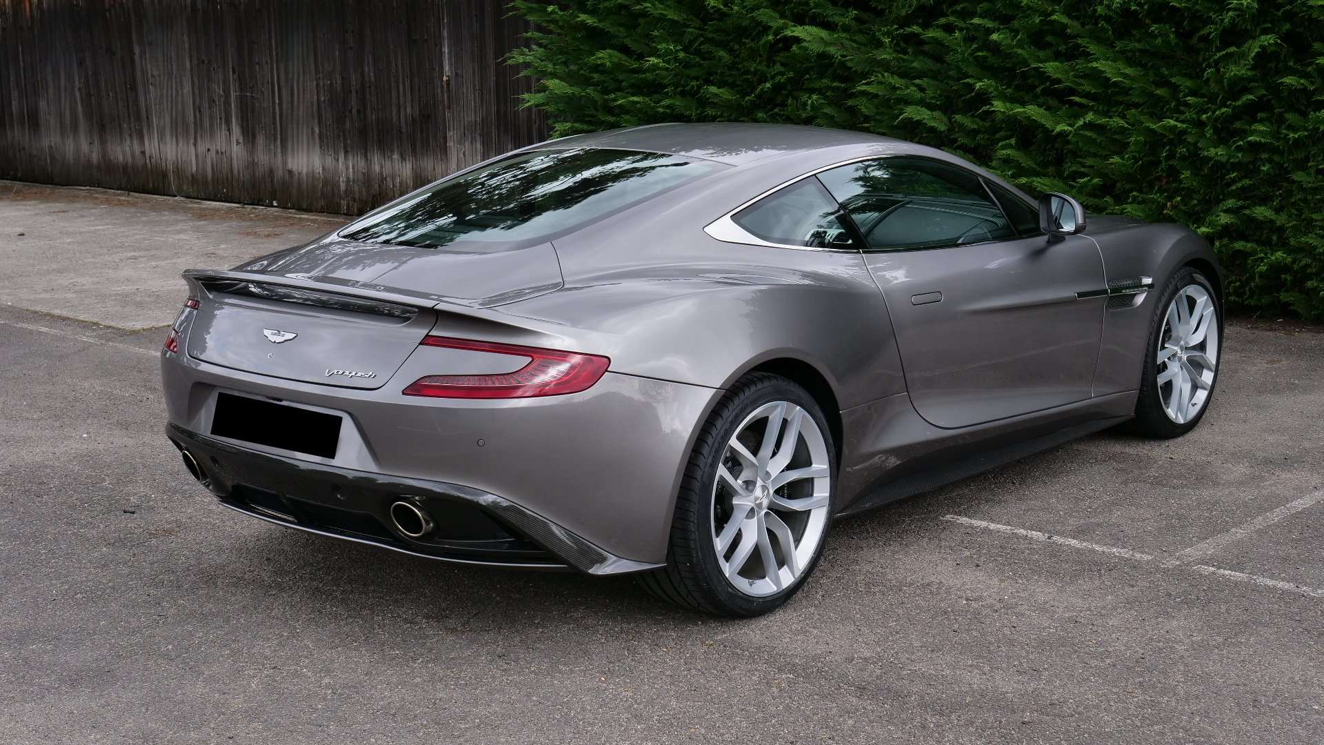 Aston Martin Vanquish 5.9i V12 Touchtronic - 2015 - Joinsteer - #12