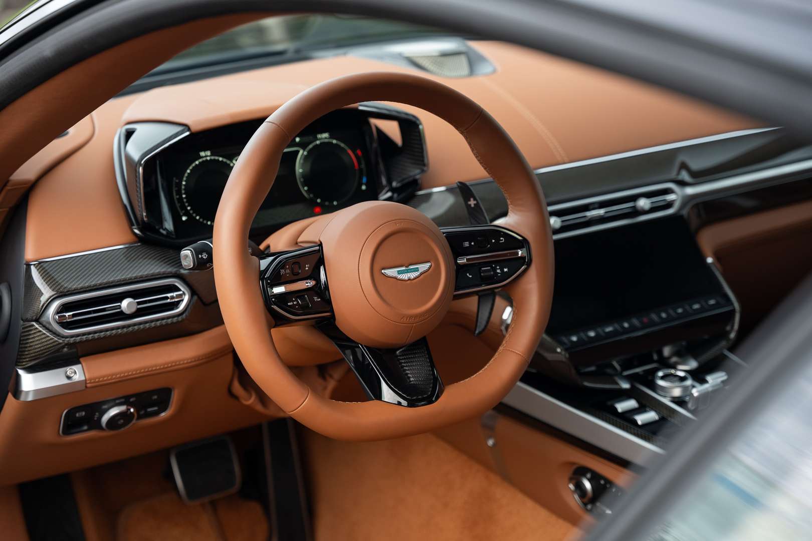 Aston Martin Vanquish V12 - 2025 - Joinsteer - #23