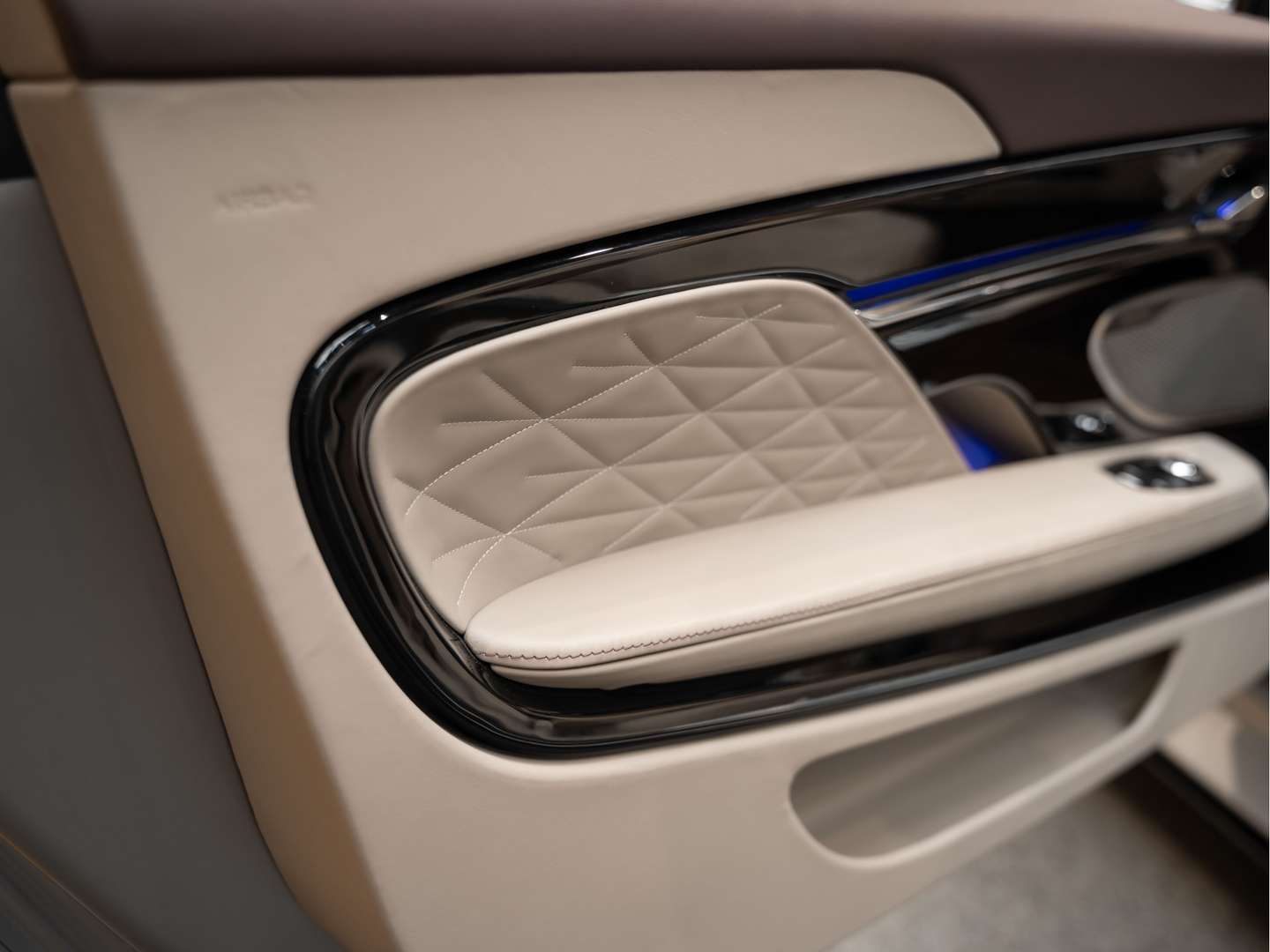 Aston Martin DB12 Volante 4.0 V8 Keramisch - 2024 - Joinsteer - #27