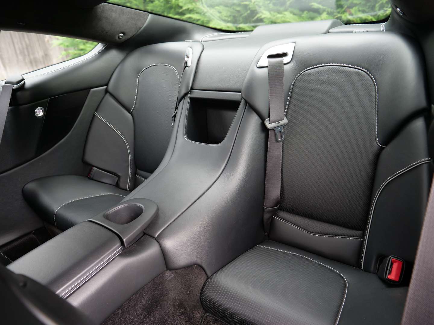 Aston Martin Vanquish 5.9i V12 Touchtronic - 2015 - Joinsteer - #24