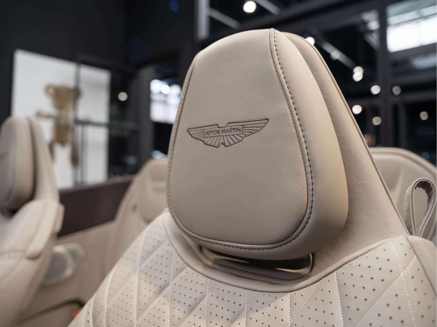 Aston Martin DB12 Volante 4.0 V8 Keramisch - 2024 - Joinsteer - #34