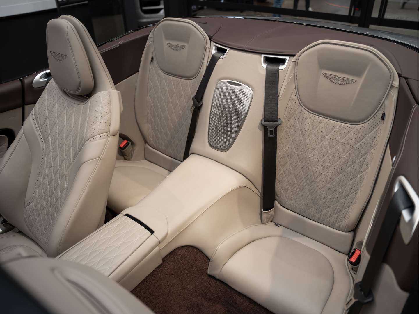 Aston Martin DB12 Volante 4.0 V8 Keramisch - 2024 - Joinsteer - #36