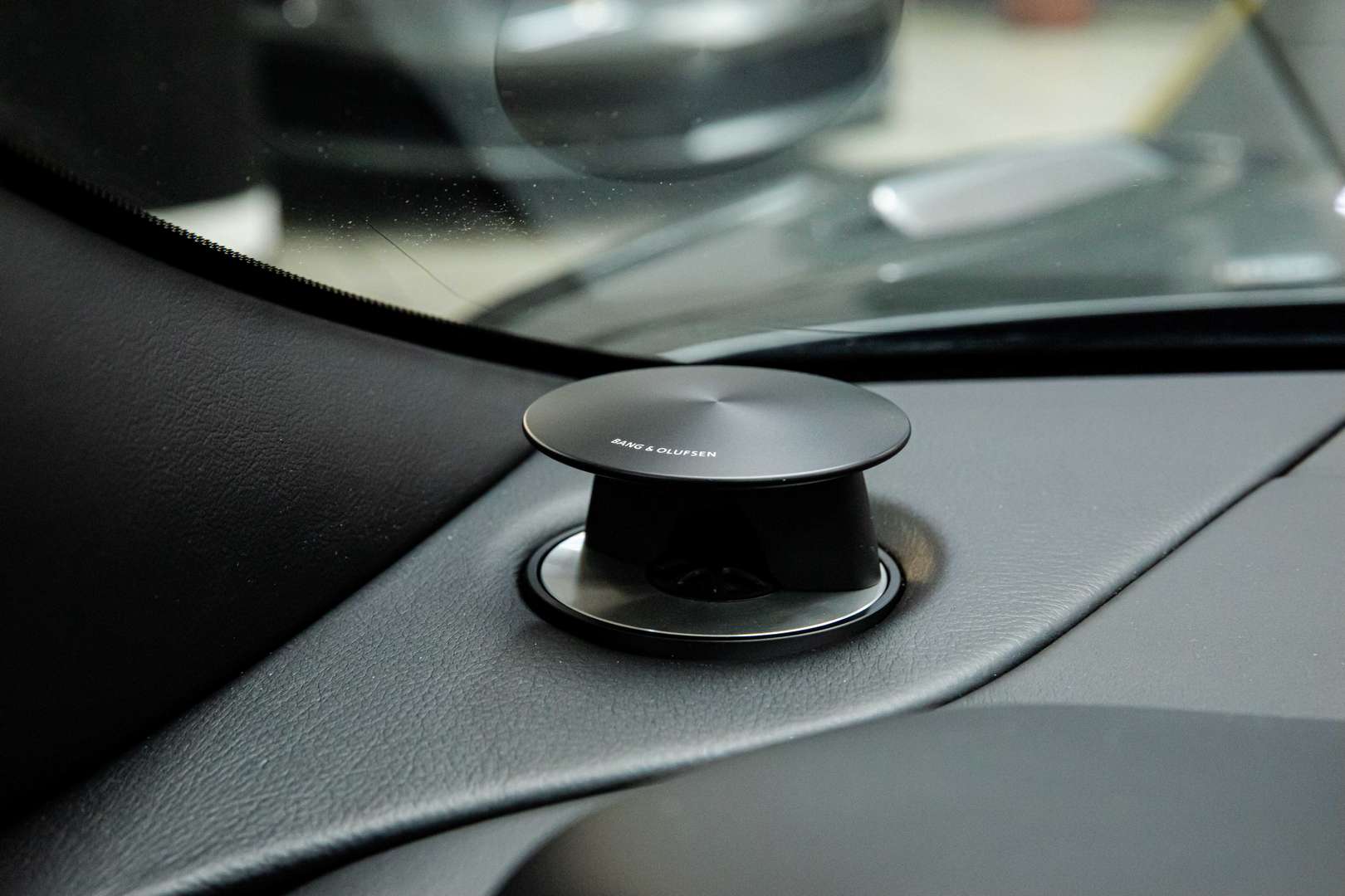 Aston Martin DB11 V12 AMR PACK - 2017 - Joinsteer - #10