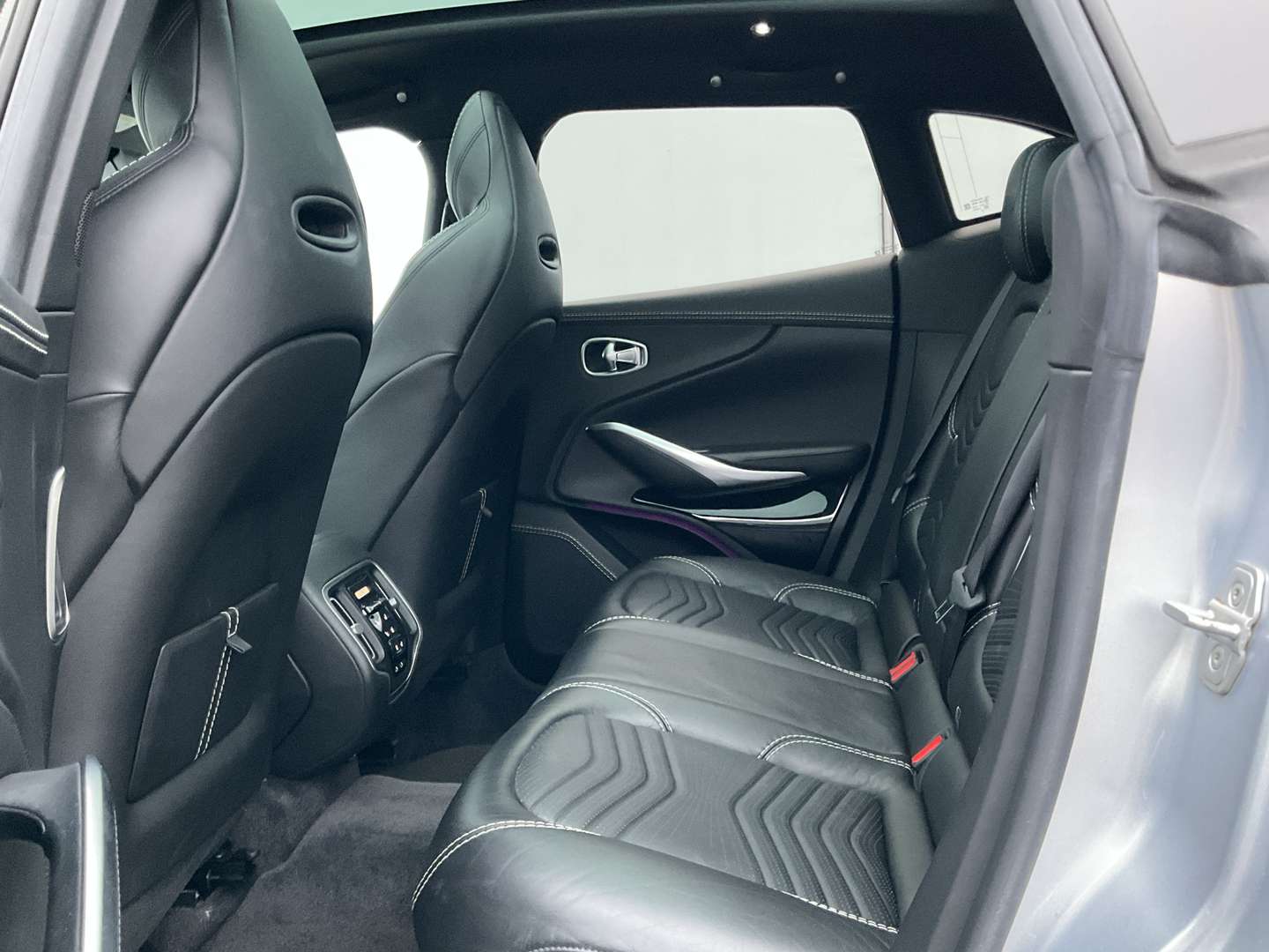 Aston Martin DBX 4.0 V8 - 2020 - Joinsteer - #13