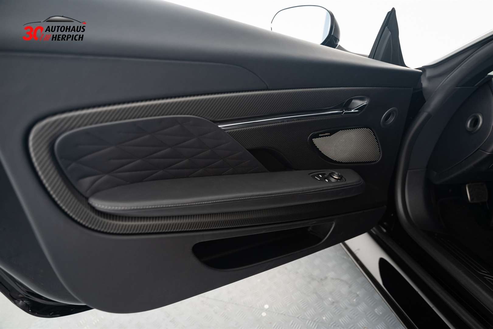 Aston Martin DB Performance - 2024 - Joinsteer - #17