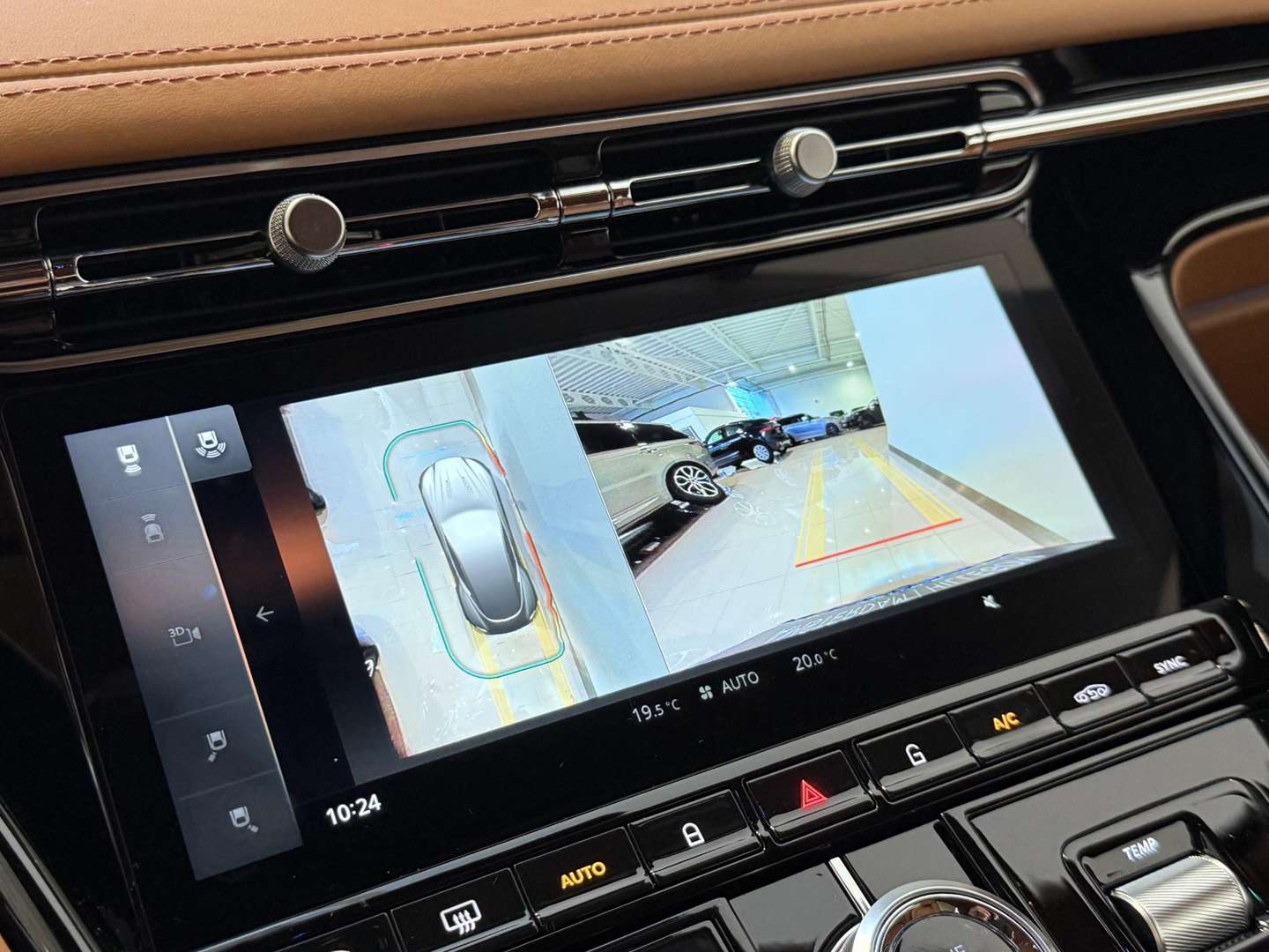 Aston Martin DB12 Coupé 4.0 V8 - 2024 - Joinsteer - #18