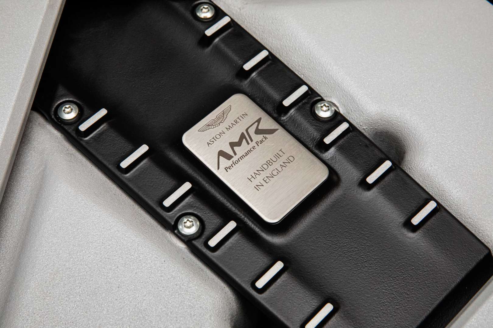 Aston Martin DB11 V12 AMR PACK - 2017 - Joinsteer - #13