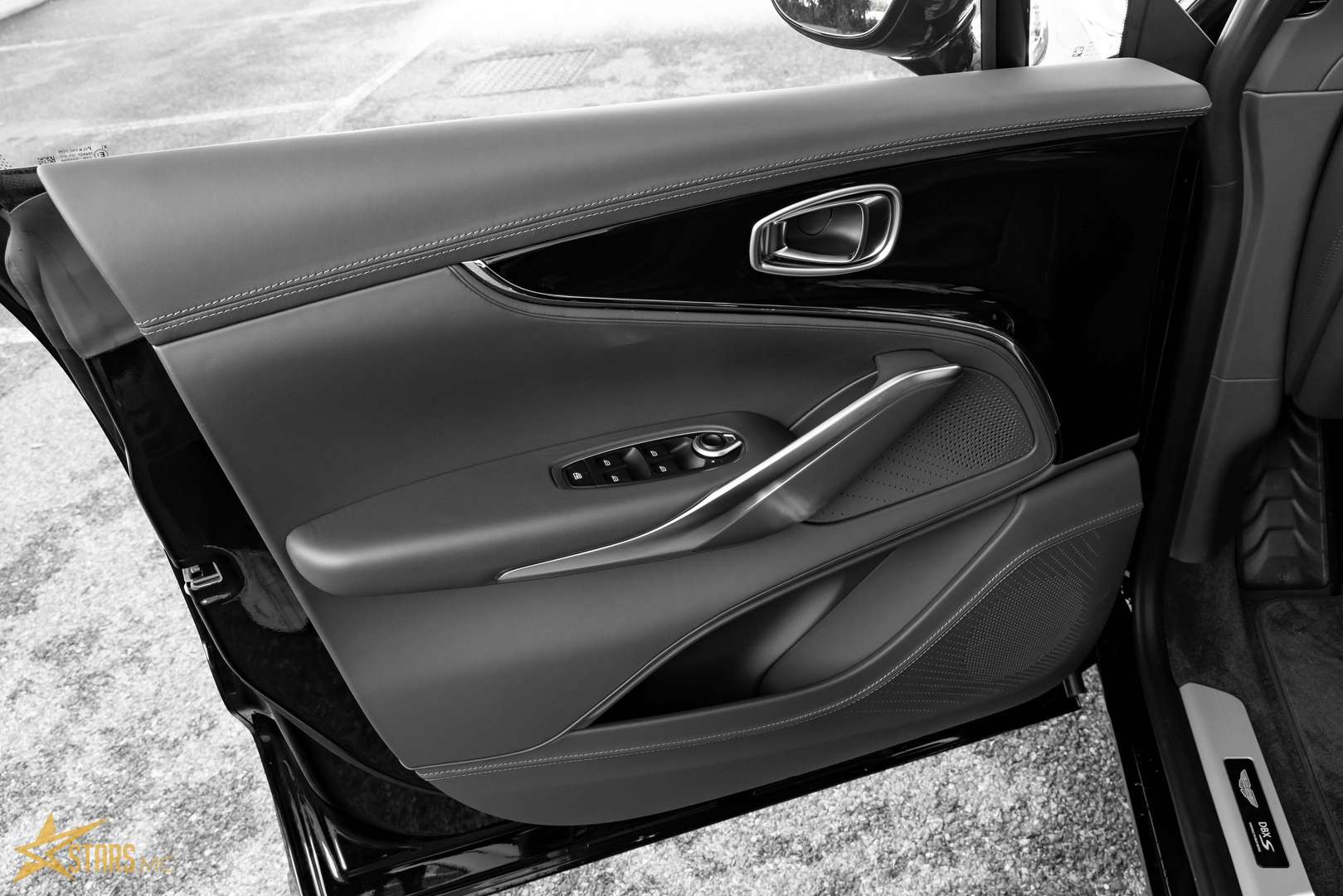 Aston Martin DBX 730 - 2025 - Joinsteer - #10