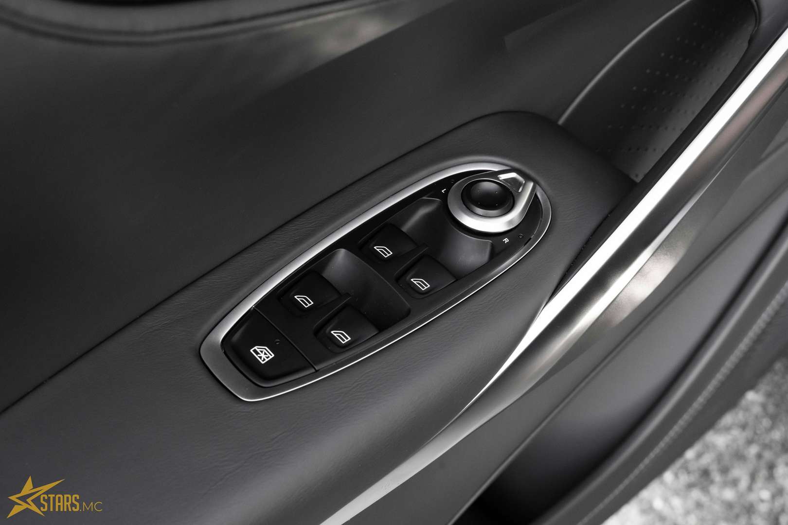 Aston Martin DBX 730 - 2025 - Joinsteer - #11