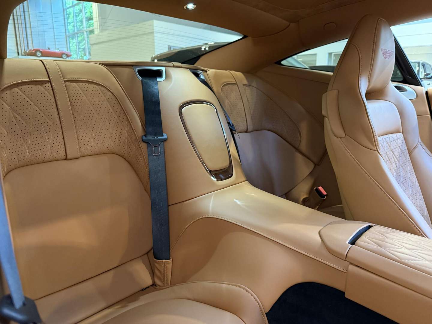 Aston Martin DB12 Coupé 4.0 V8 - 2024 - Joinsteer - #23