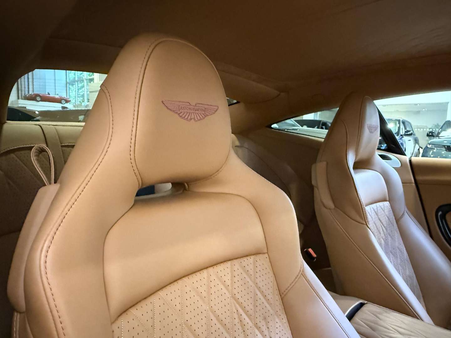 Aston Martin DB12 Coupé 4.0 V8 - 2024 - Joinsteer - #25