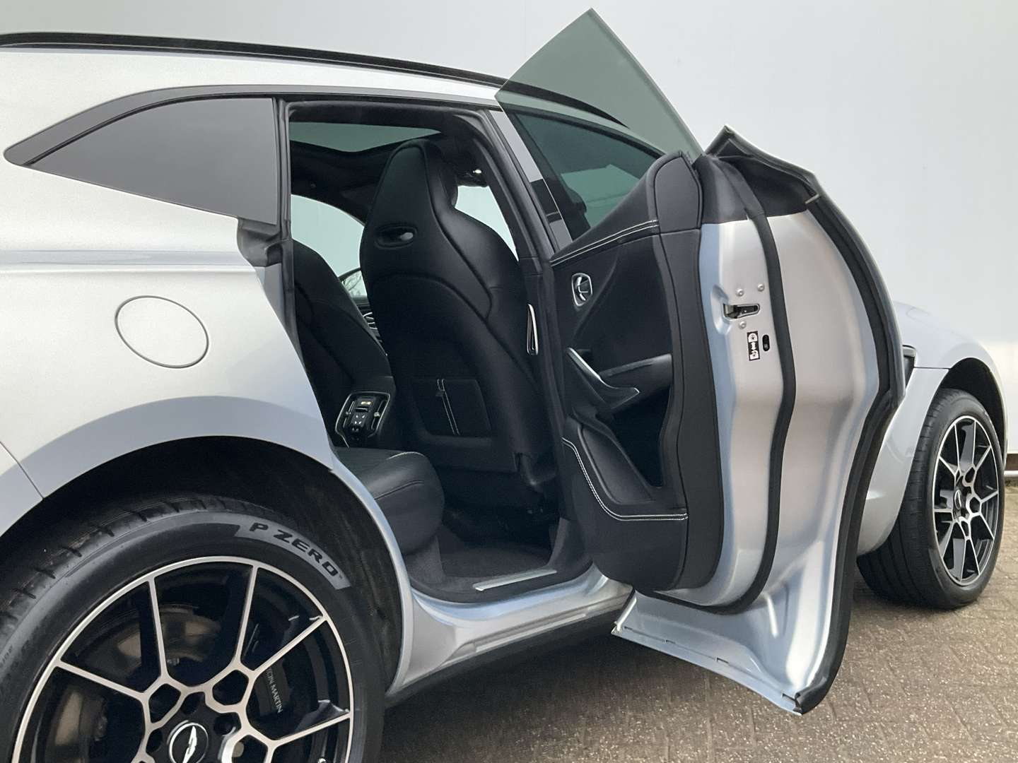 Aston Martin DBX 4.0 V8 - 2020 - Joinsteer - #36