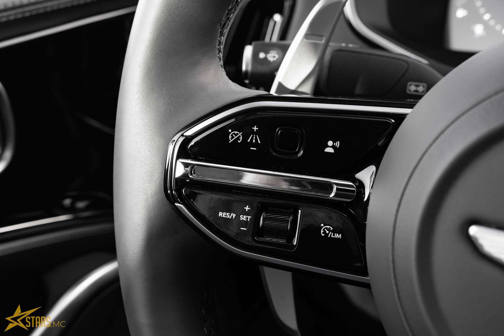 Aston Martin DBX 730 - 2025 - Joinsteer - #26