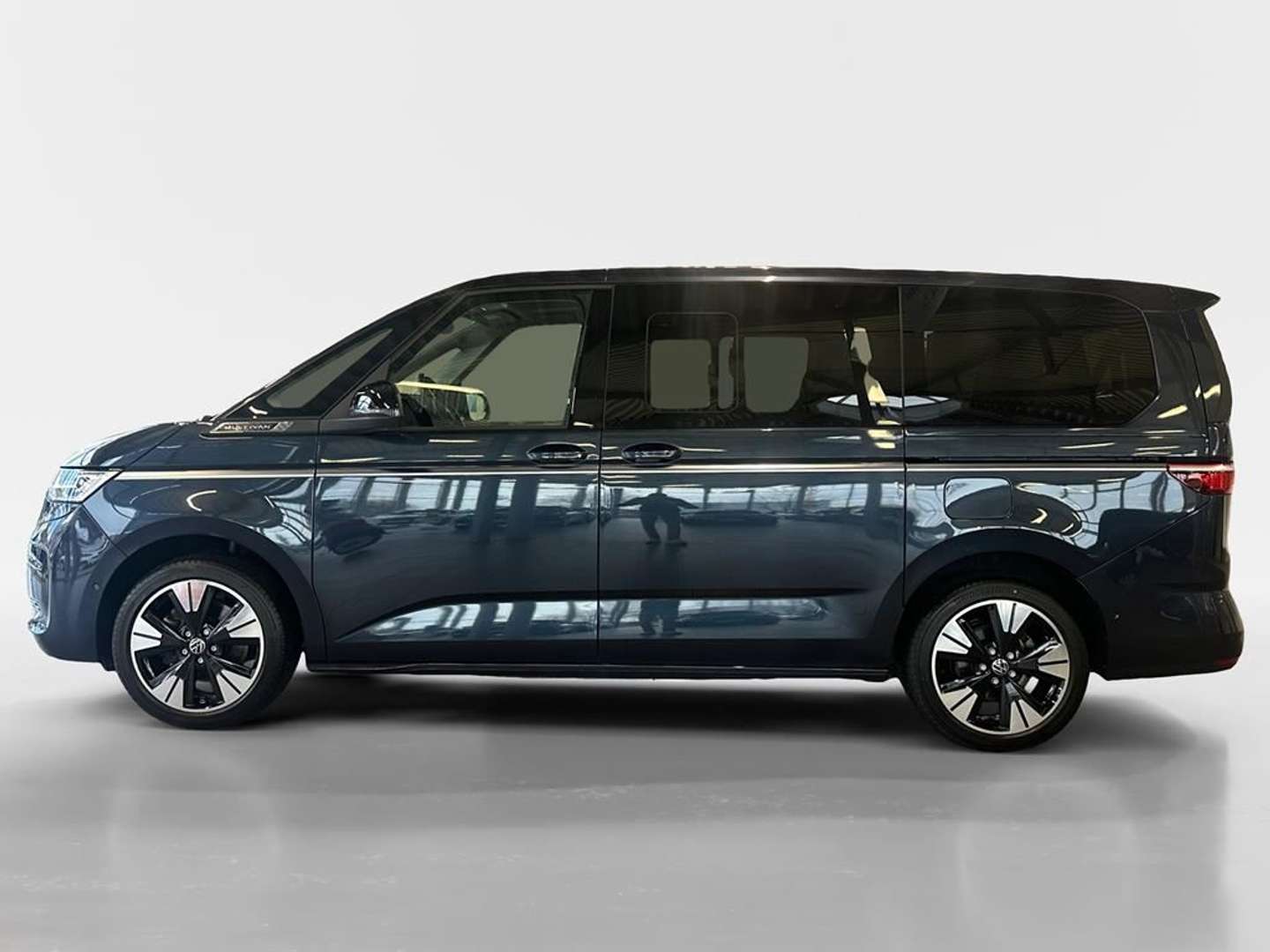 Volkswagen Multivan Style - 2023 - Joinsteer - #3