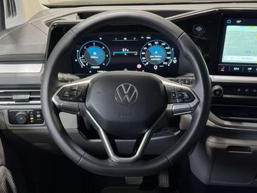 Volkswagen Multivan Caravelle TDI Life — photo 5