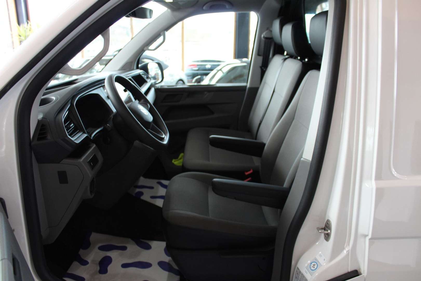 Volkswagen Transporter Kasten TDI - 2024 - Joinsteer - #6