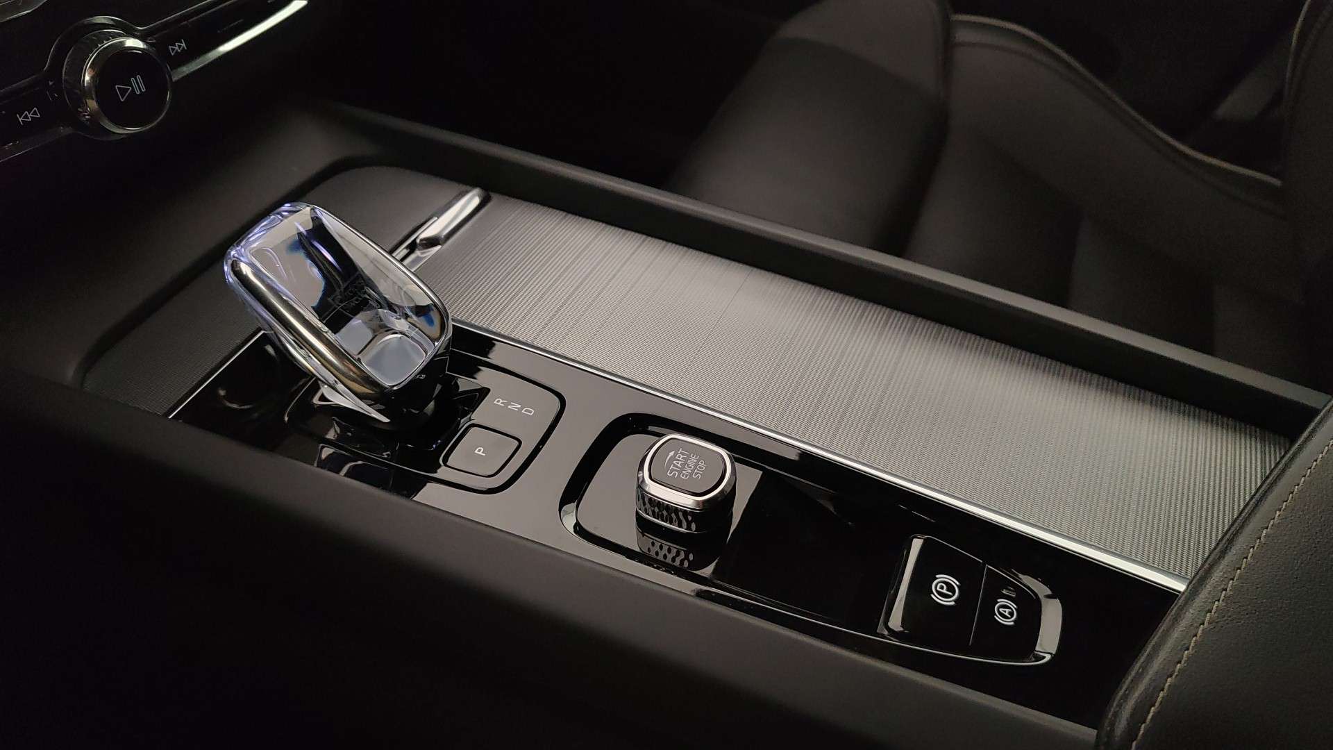 Volvo XC60 T6 Recharge Plus - 2025 - Joinsteer - #8