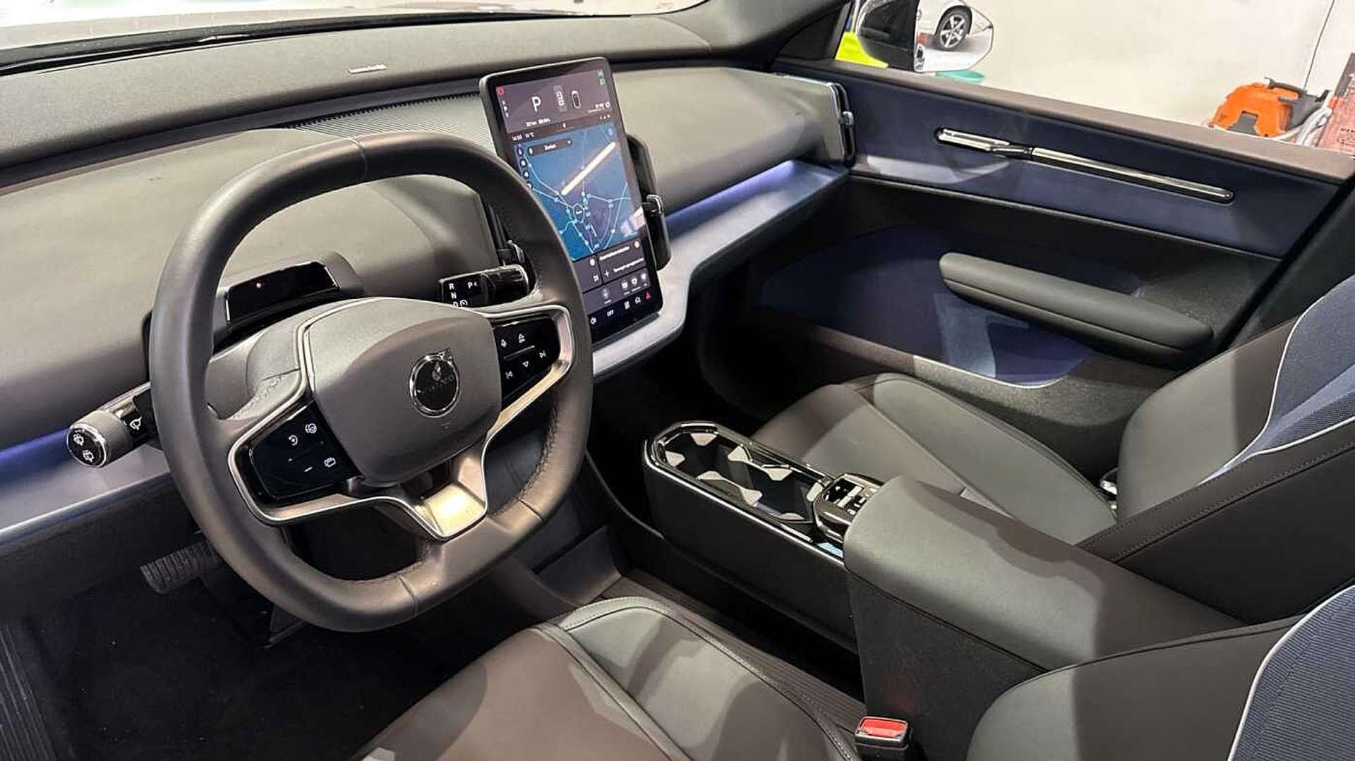 Volvo EX30 Ultra Extended Range - 2024 - Joinsteer - #4