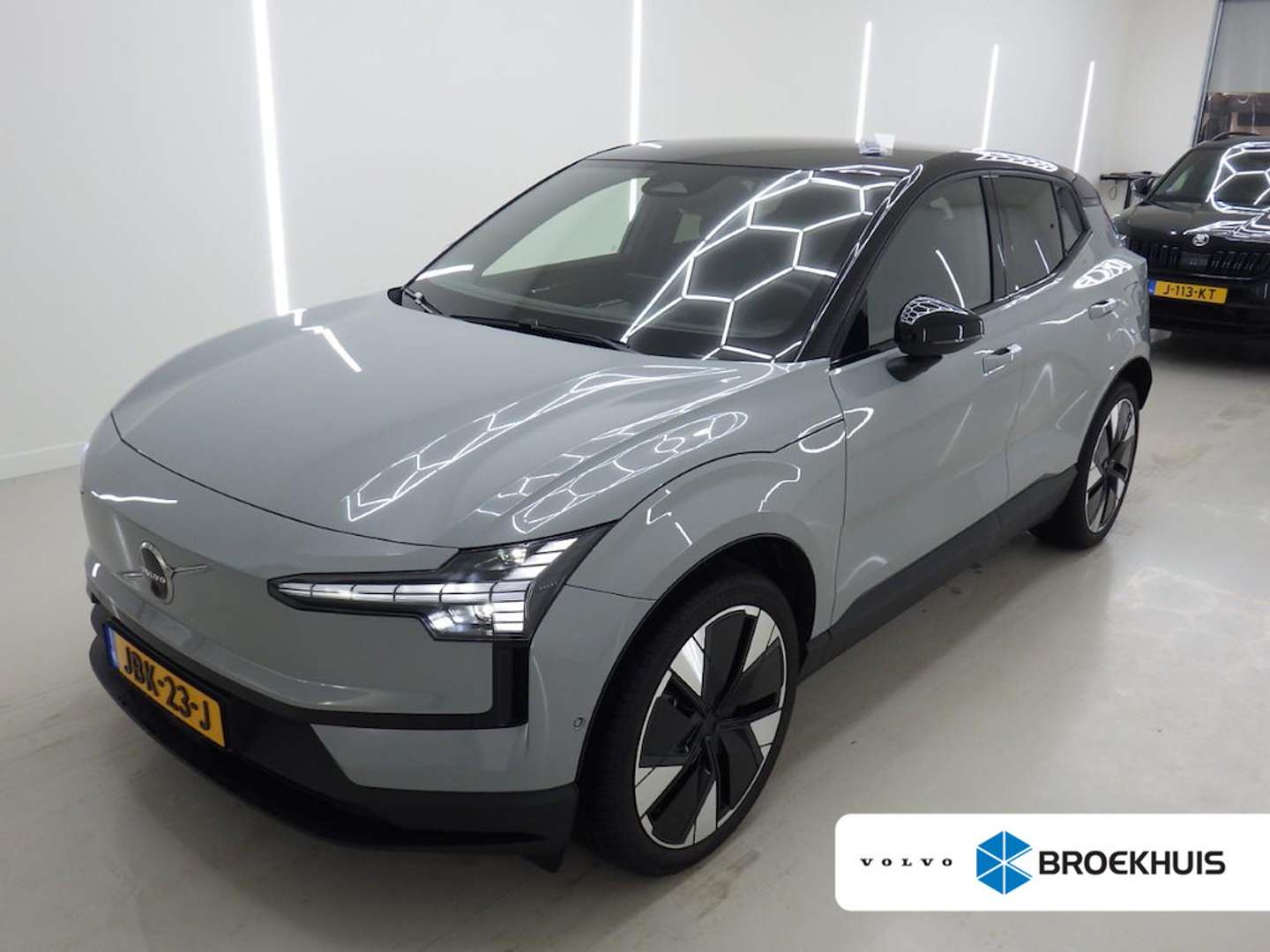 Volvo EX30 SINGLE MOTOR (EXTENDED RANGE) - 2025 - Joinsteer - #1