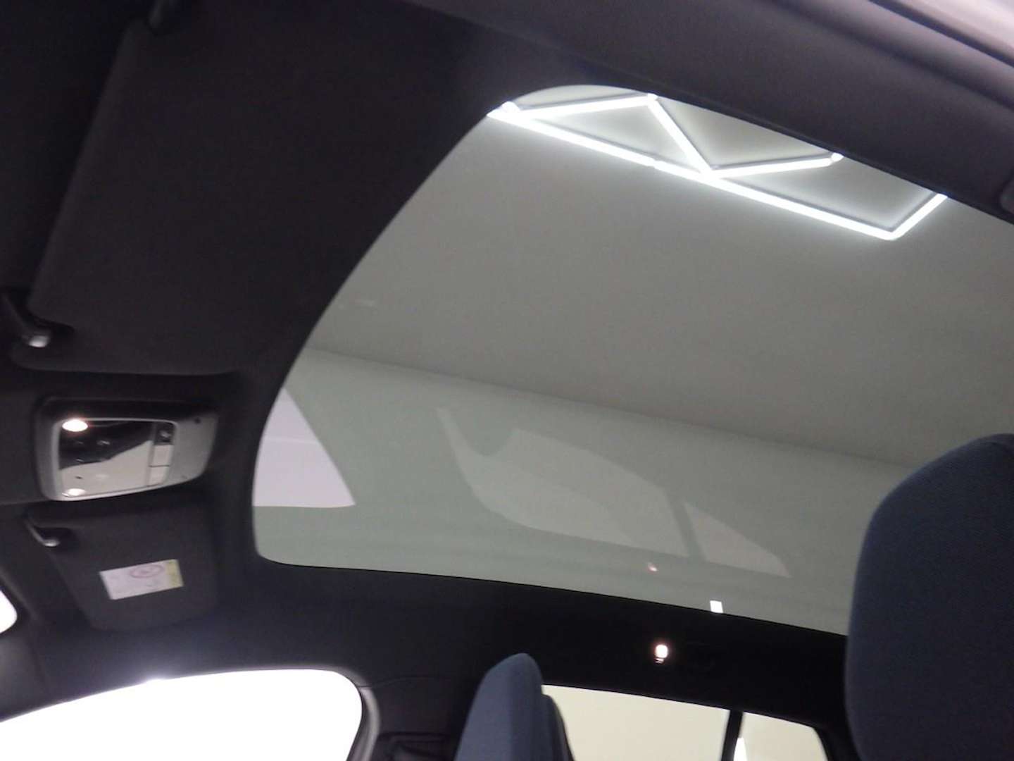 Volvo EX30 SINGLE MOTOR (EXTENDED RANGE) - 2025 - Joinsteer - #3