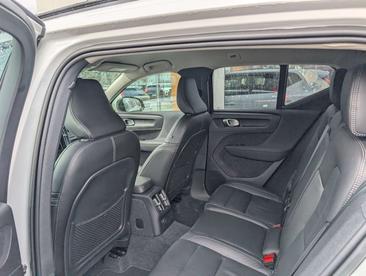 Volvo XC40 T5 Recharge Plus — photo 6