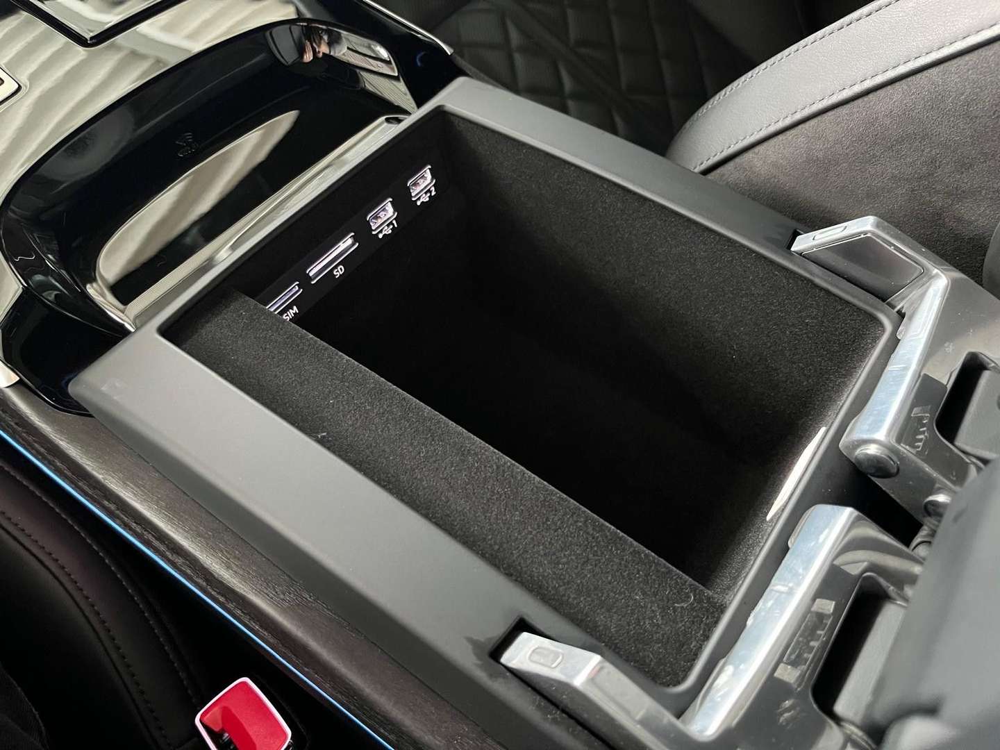 Audi A8 S Line 60 TFSI E - 2020 - Joinsteer - #23