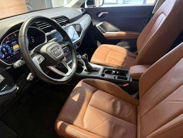 Audi Q3 Sportback 45 TFSIe — photo 13