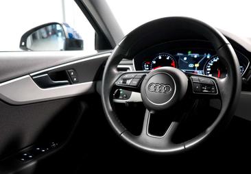 Audi A4 Advance 35 TDI — photo 12