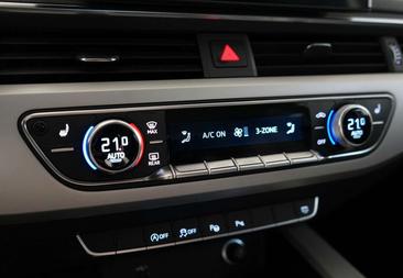 Audi A4 Advance 35 TDI — photo 16