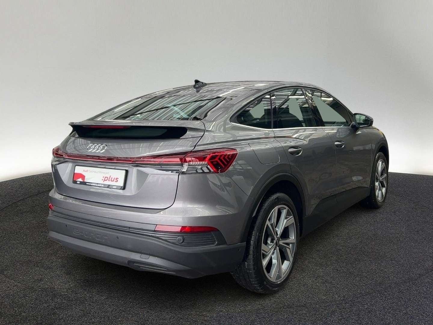 Audi Q4 E-tron Sportback 45 E-tron - 2025 - Joinsteer - #3