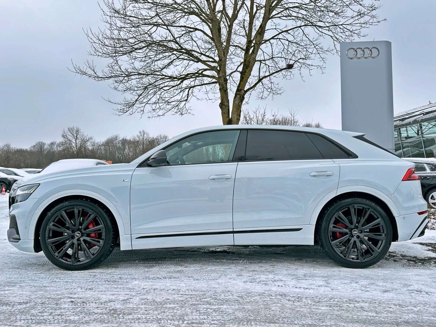 Audi Q8 S Line 55 TFSI - 2023 - Joinsteer - #1