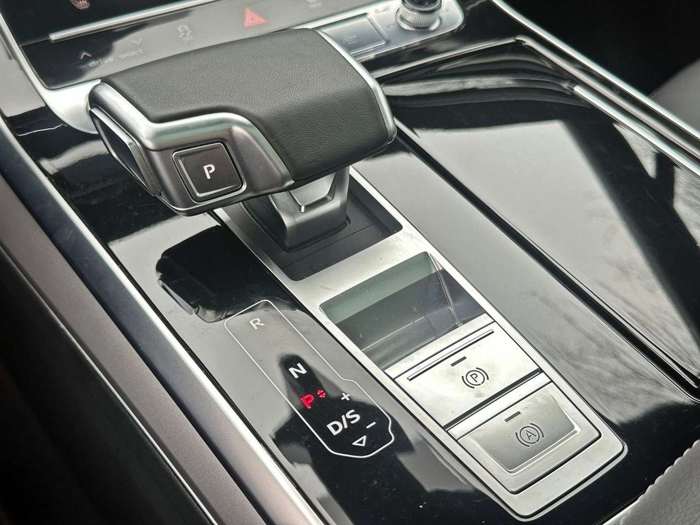 Audi Q7 S Line Black 55TFSI - 2025 - Joinsteer - #18