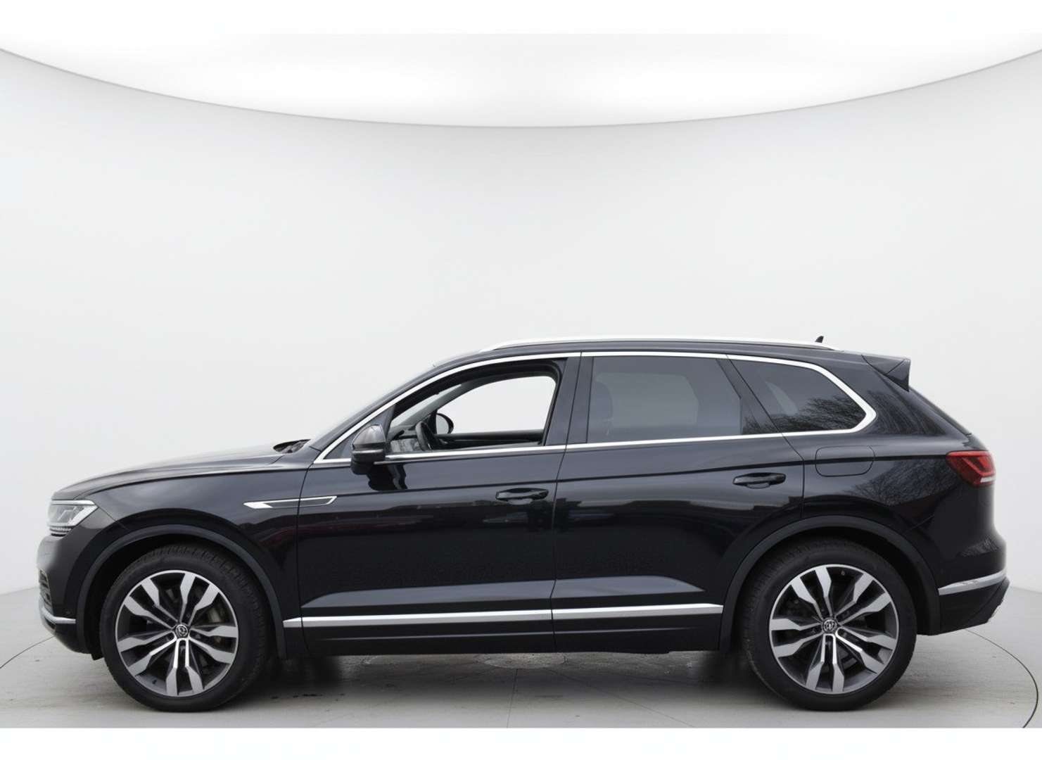 Volkswagen Touareg EHybrid Elegance 4Motion - 2022 - Joinsteer - #1