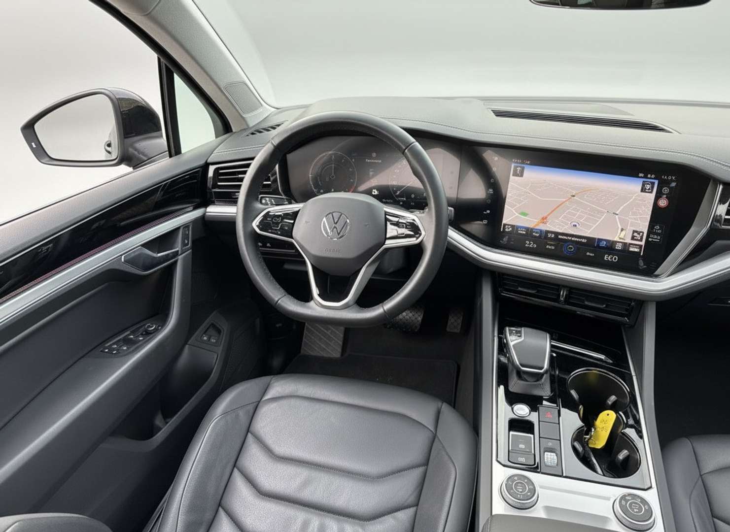 Volkswagen Touareg EHybrid Elegance 4Motion - 2022 - Joinsteer - #4