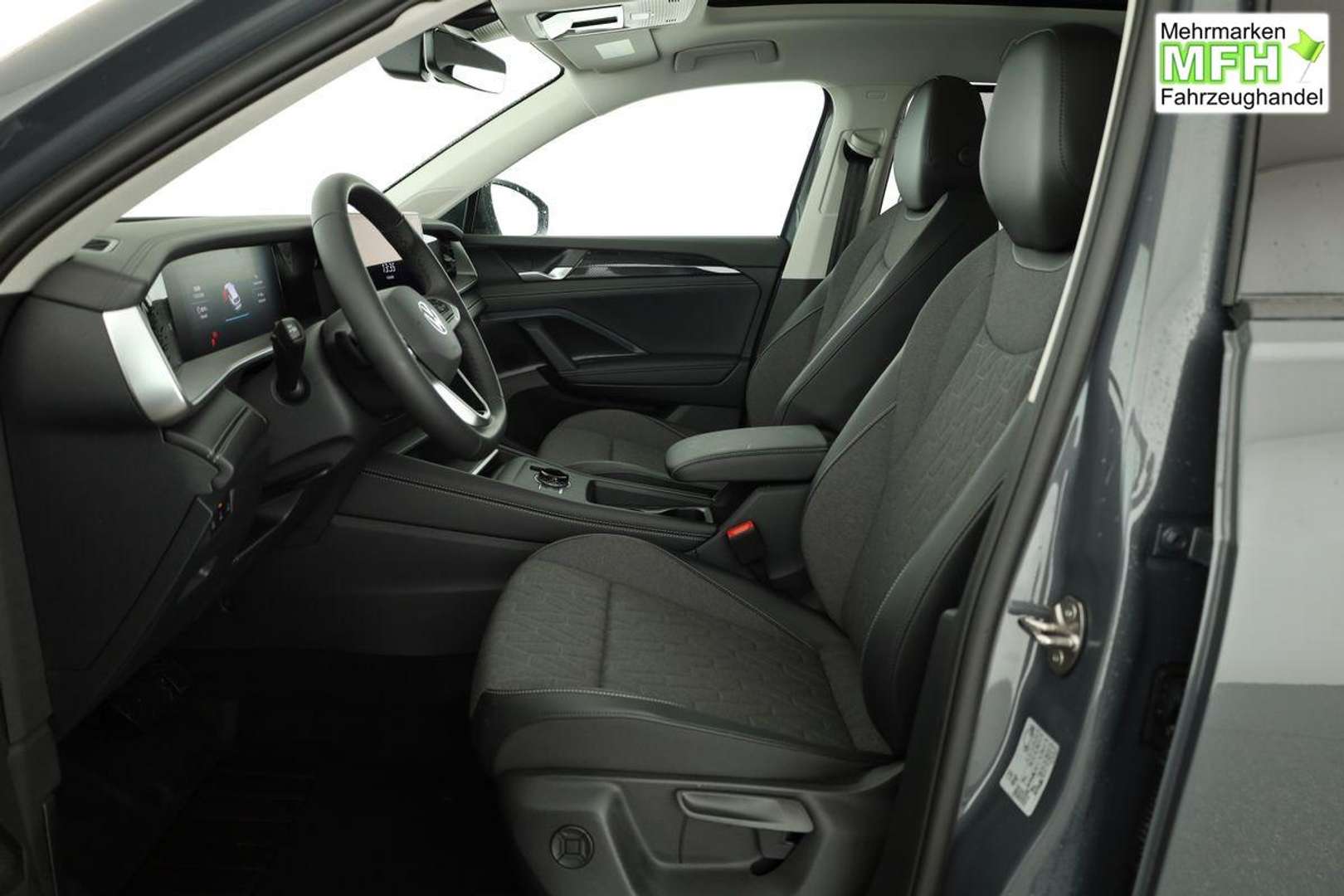 Volkswagen T-CROSS EHybrid Life - 2025 - Joinsteer - #8