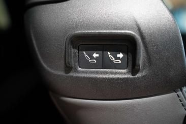 Land Rover Defender 90 Carpathian Edition V8 P525 AWD Aut. — photo 8
