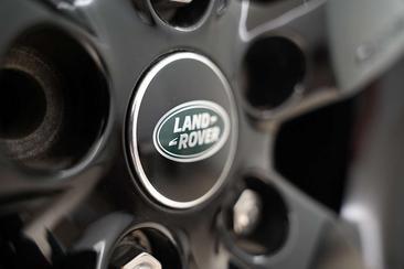 Land Rover Defender 90 Carpathian Edition V8 P525 AWD Aut. — photo 35